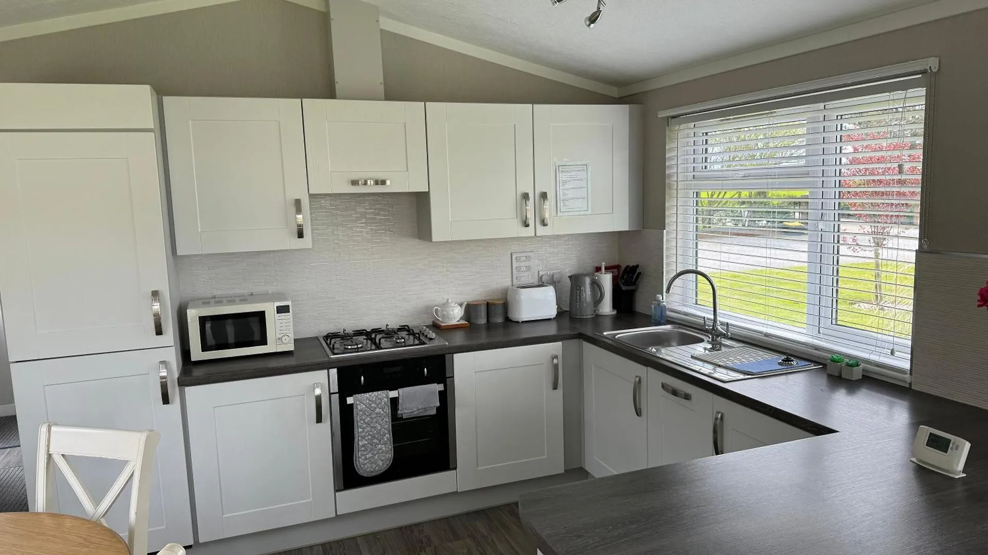 Meadow View Lodge At Hollin Barn Lodge Park Thirsk,North Yorks Holiday home Thirsk