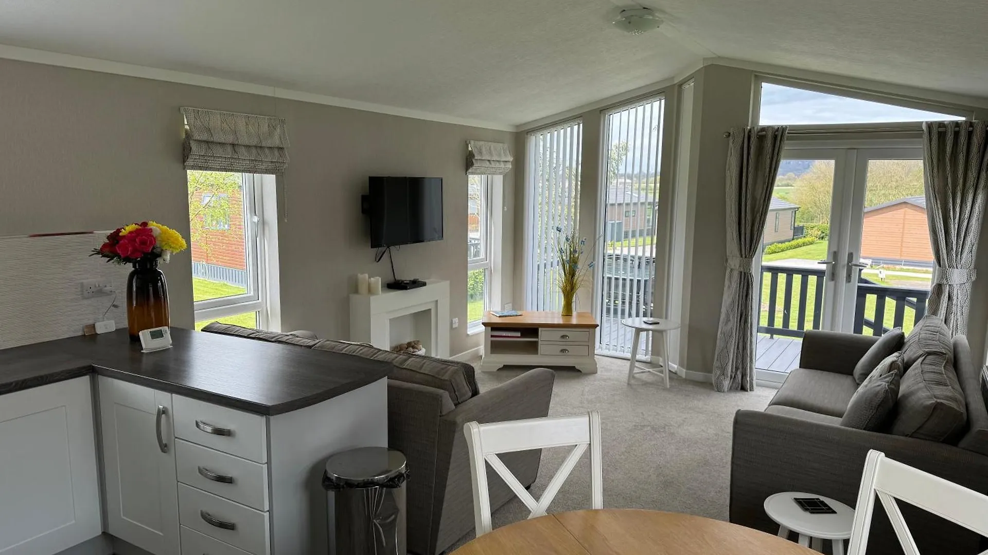 Meadow View Lodge At Hollin Barn Lodge Park Thirsk,North Yorks Thirsk